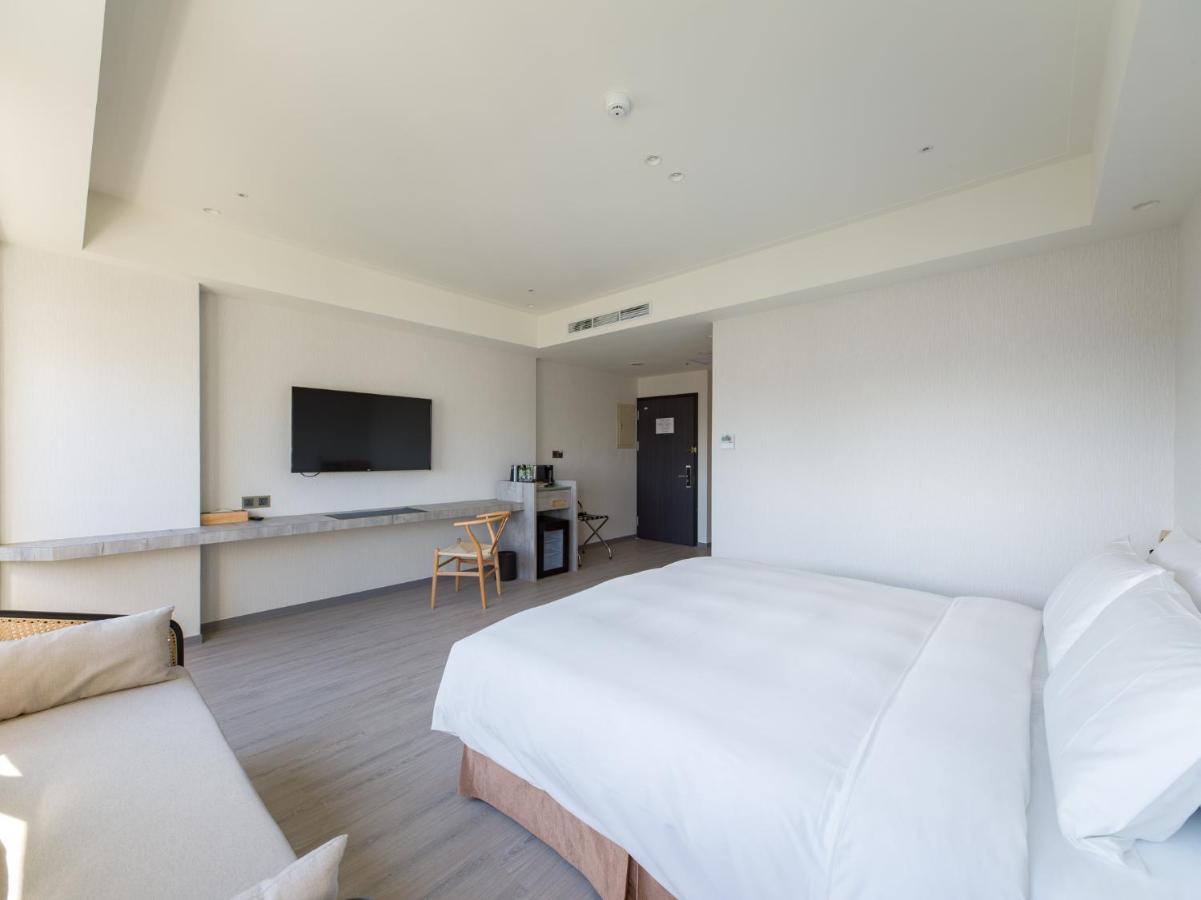 Dahu Park Hotel Taipei Exterior photo