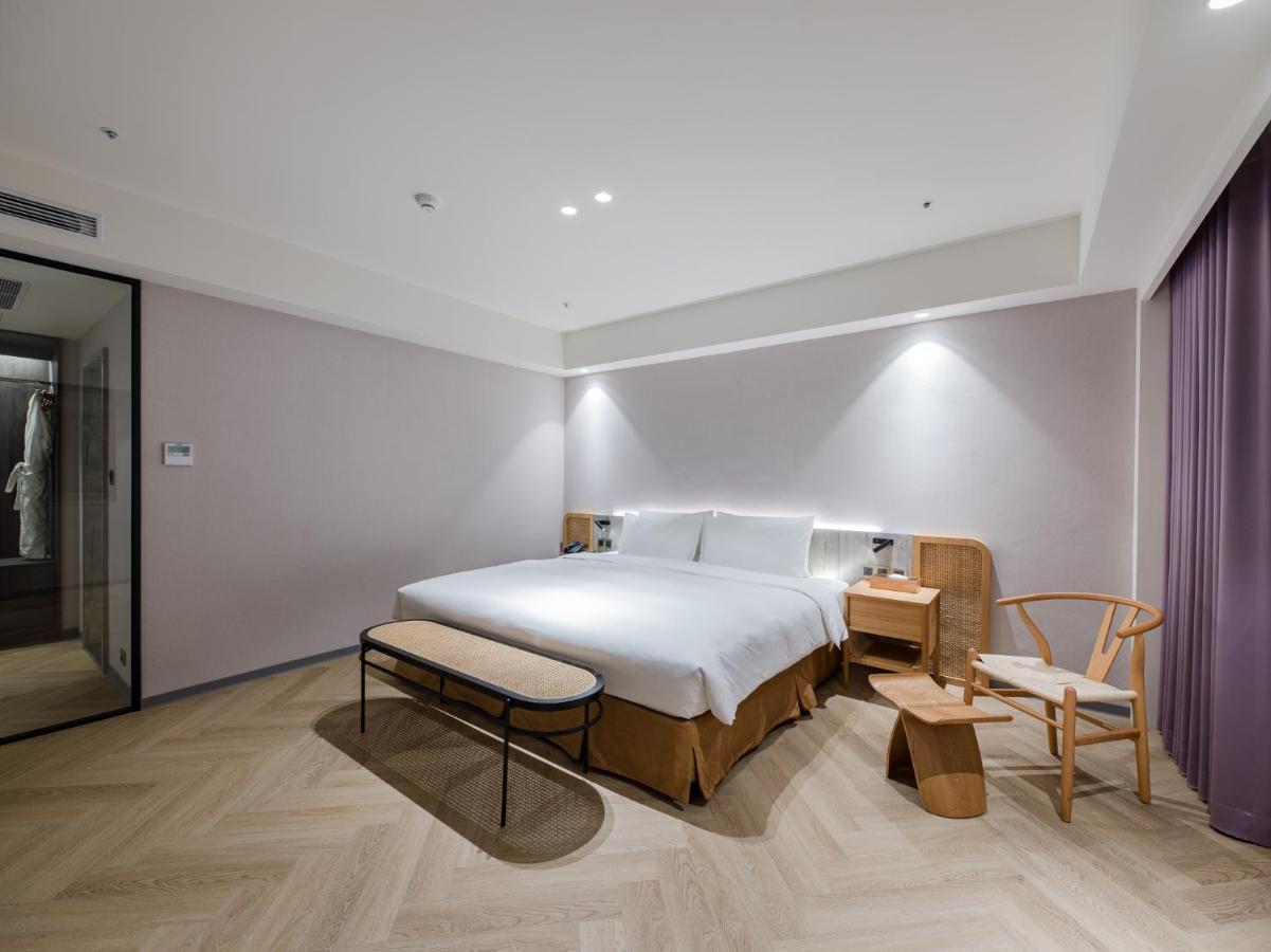 Dahu Park Hotel Taipei Exterior photo